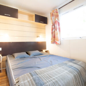 Mobile Home 4 People Aigrette in Oleron Master Bedroom