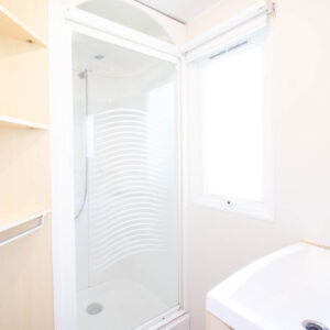 Mobile Home 4 People Aigrette in Oleron Bathroom